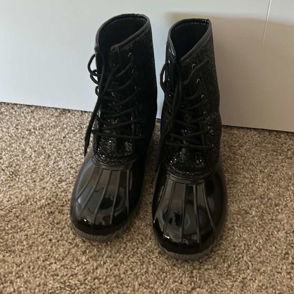 sparkly black duck boots